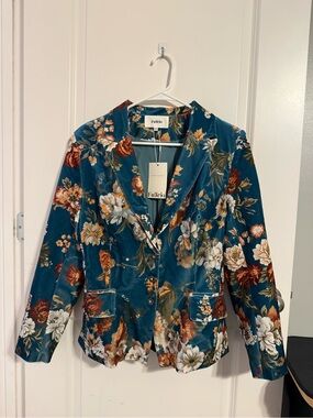 NWT FuTario Blazer!!